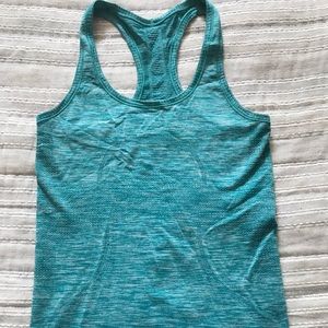 Lululemon athletica racerback Size 4